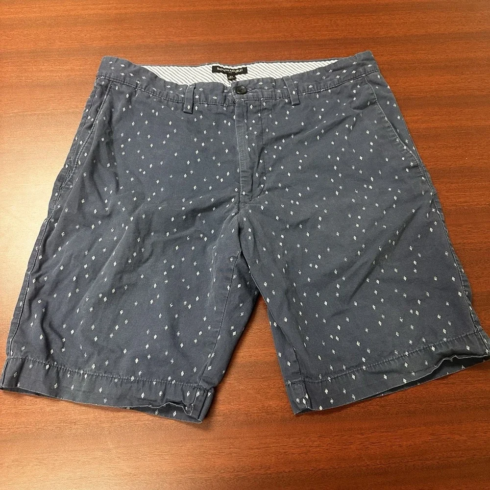 Banana Republic Shorts Mens Sz 33 All Over Print Cotton Aztec Geometric Summer